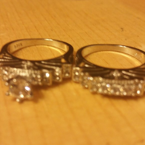 WHITE TOPAZ 2 PIECE RING SET SIZE 7 3/4 - Picture 14 of 15